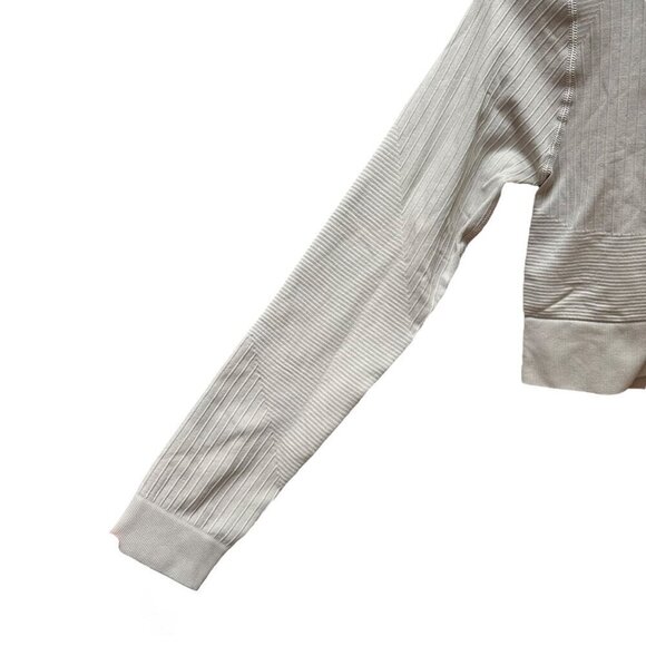 Lot of‎ 2 Missguided & DSG Cropped Long Sleeve Shirt/Sweatshirts Beige & Gray SM - Picture 9 of 13